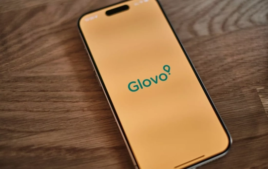 Un móvil con la app de Glovo / UNSPLASH Un móvil con la app de Glovo / UNSPLASH