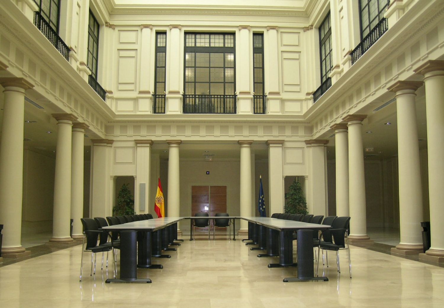 Salón de actos sede de Alcalá / CNMC