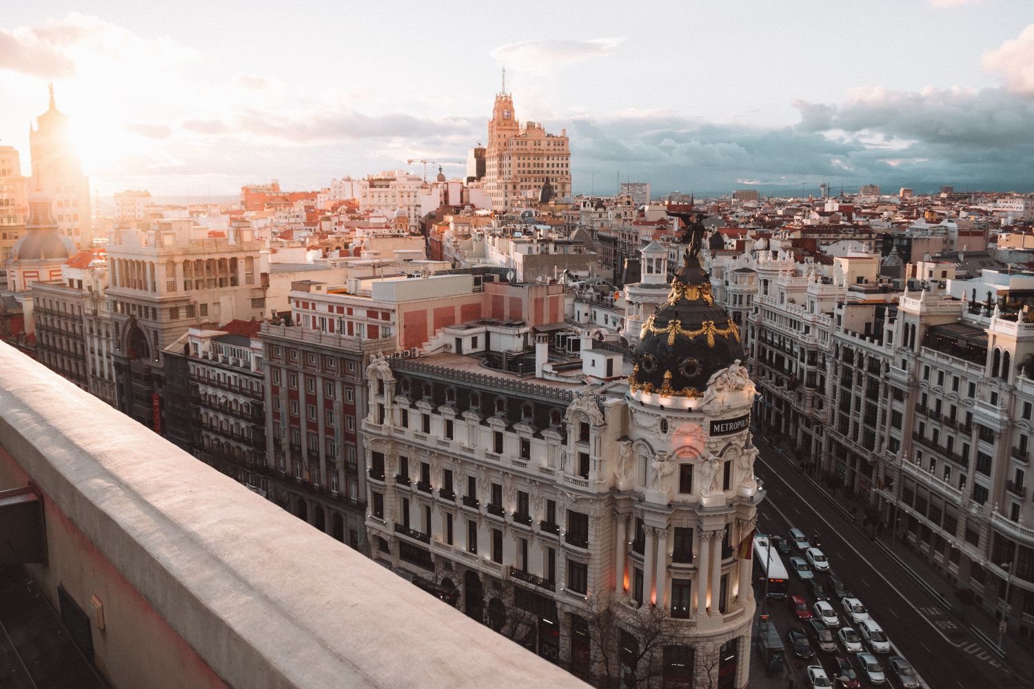 Madrid, una de las ciudades españolas favoritas para viajar en el puente de Todos los Santos / PEXELS