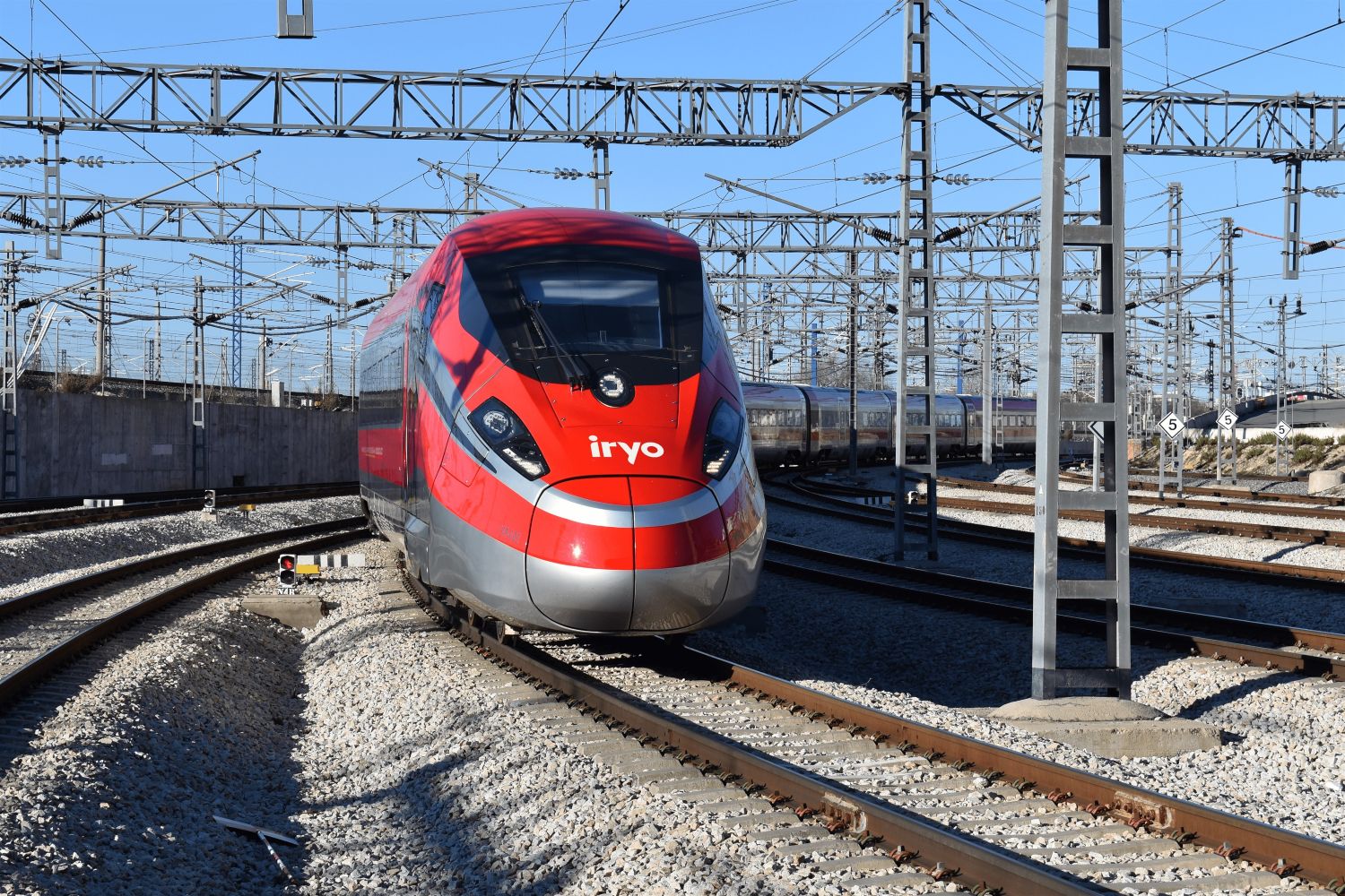 Uno de los trenes de Iryo, la operadora italiana / EP