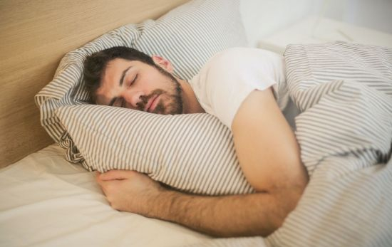 10 tips and tricks to avoid snoring