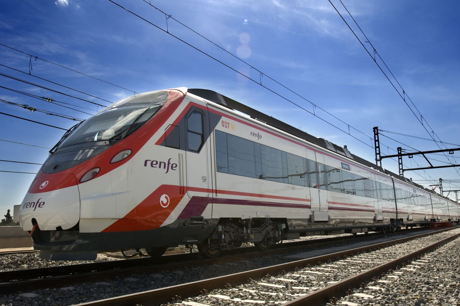 Un tren de Cercanías de Renfe /  EP - RENFE