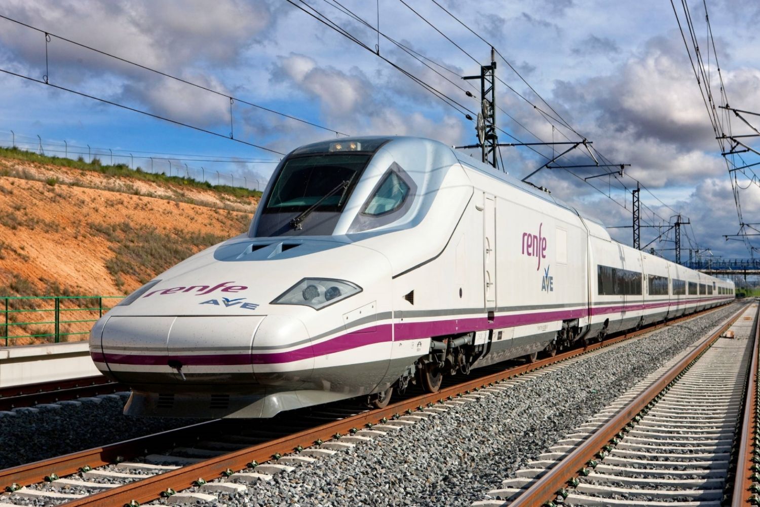 Un tren AVE de Renfe / RENFE