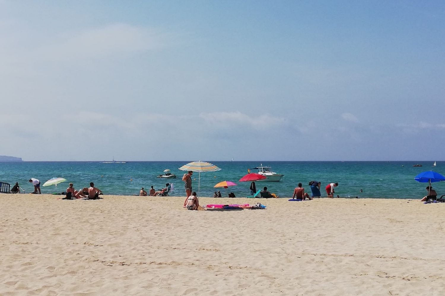 Una de las playas españolas con poca gente / EP