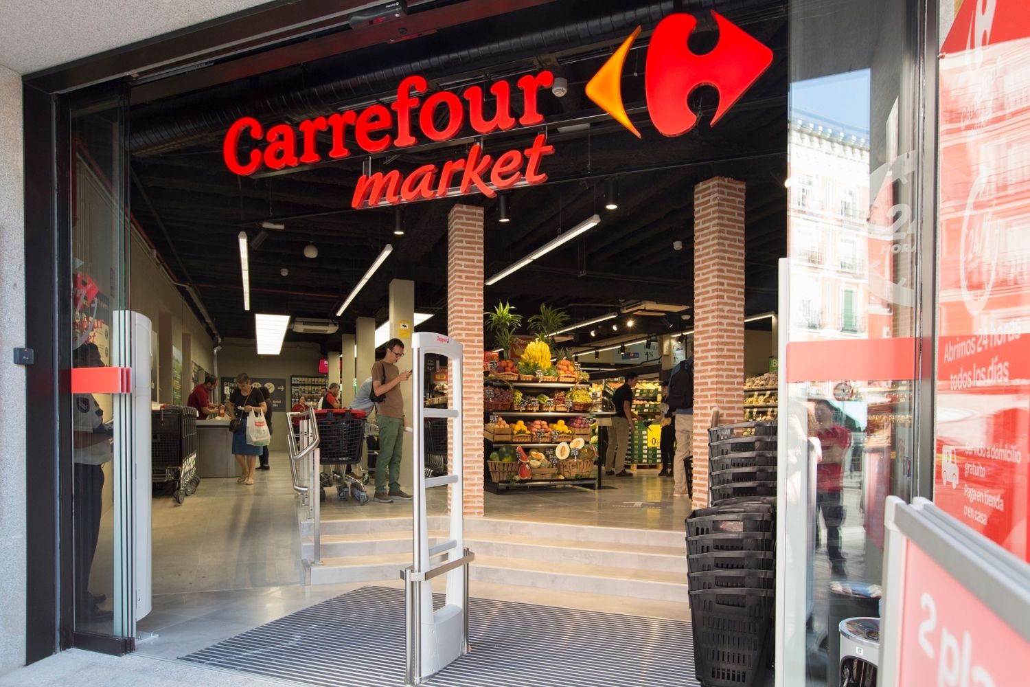 Tanga estrecha Detallado Paquete o empaquetar Las sorprendentes ofertas de Carrefour para 'tontos'