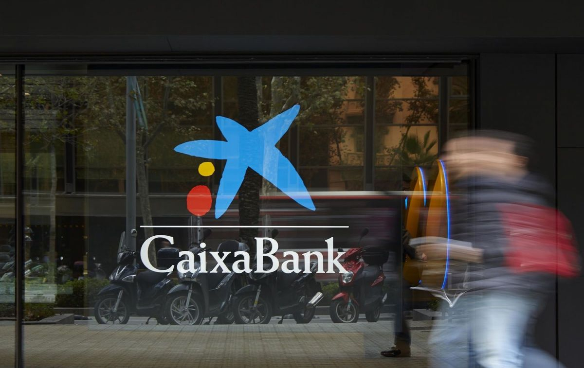 Una oficina de CaixaBank / EP