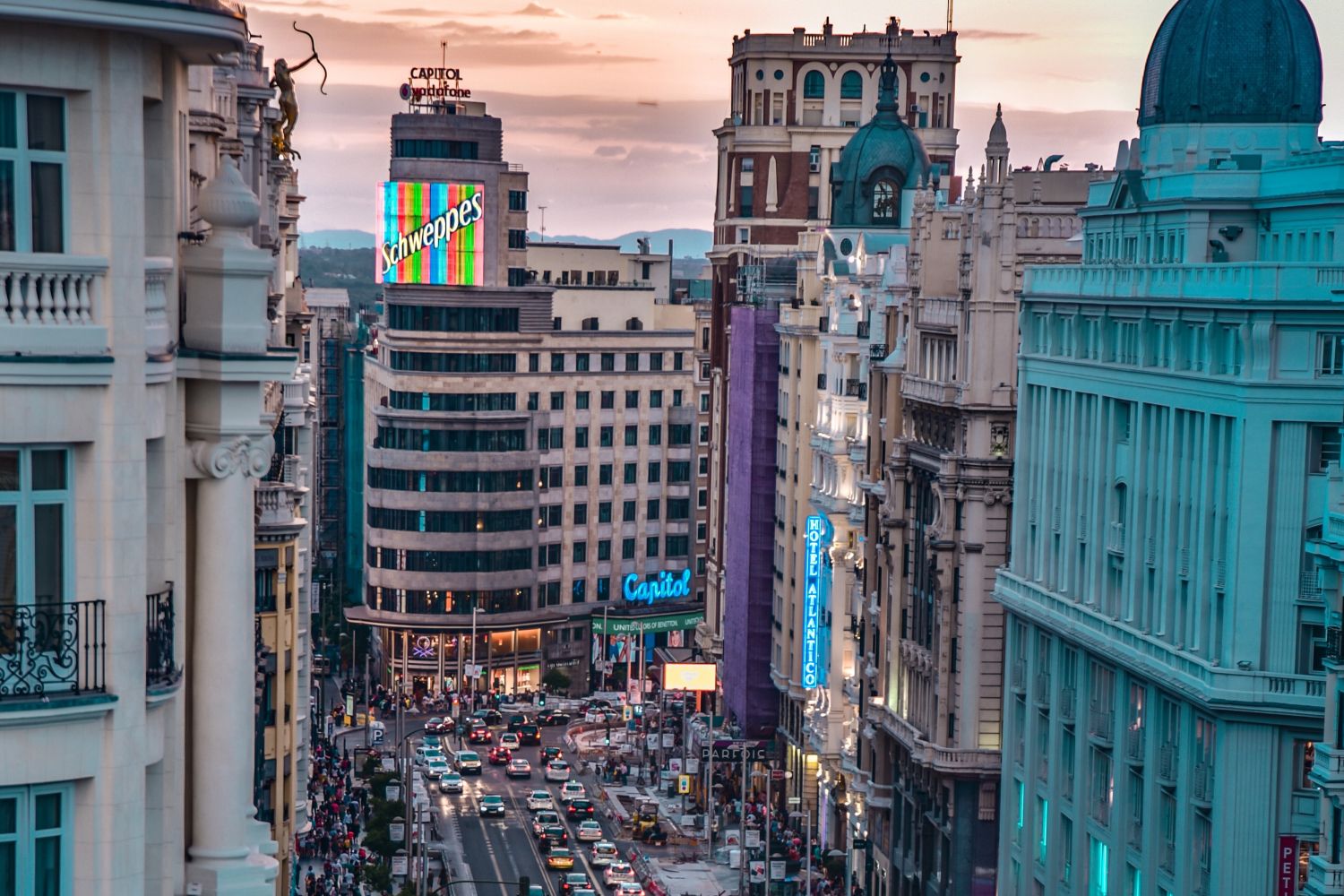 Un tramo de la Gran Vía de Madrid / UNSPLASH