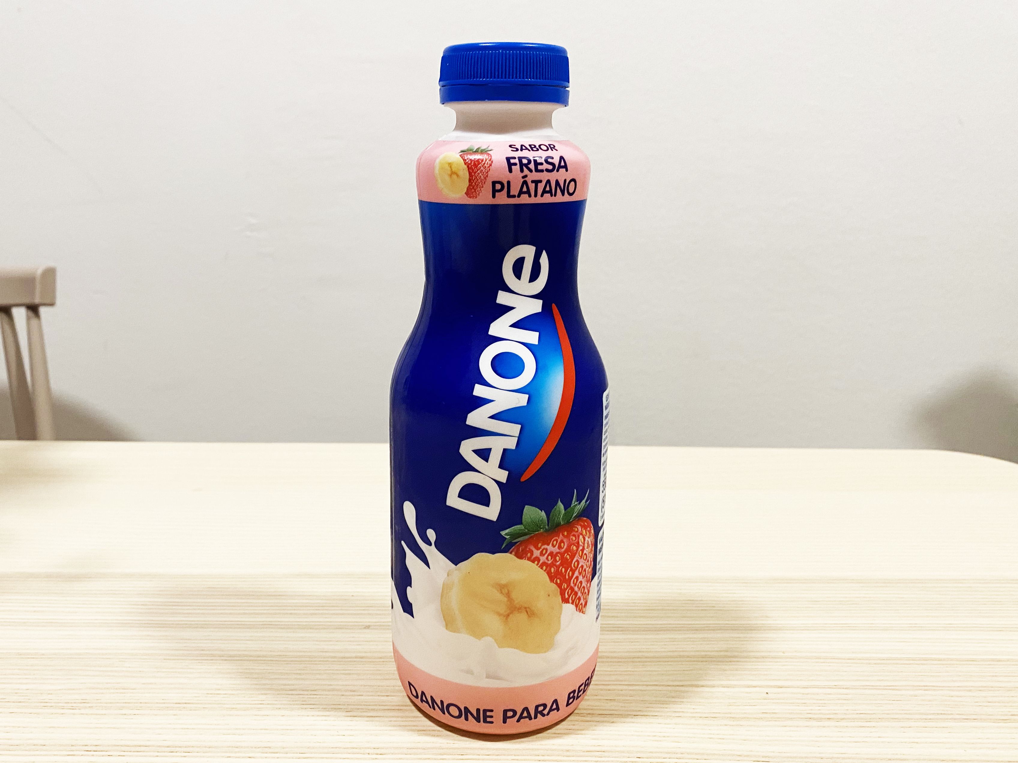 Yogur líquido Realfooding y yogur natural Danone: mismos