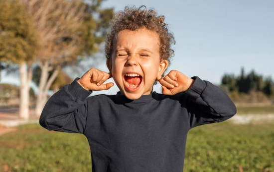 Las rabietas de los niños suelen ser los primeros síntomas de un adulto mal educado UNSPLASH