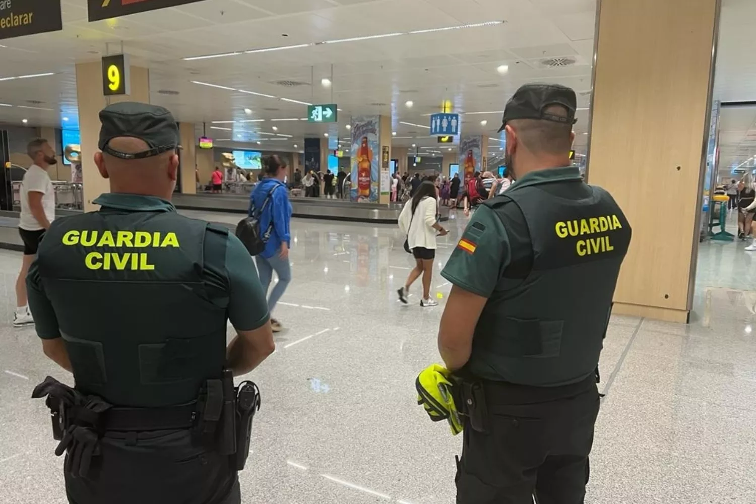 Agentes de la Guardia Civil en un aeropuerto / GUARDIA CIVIL