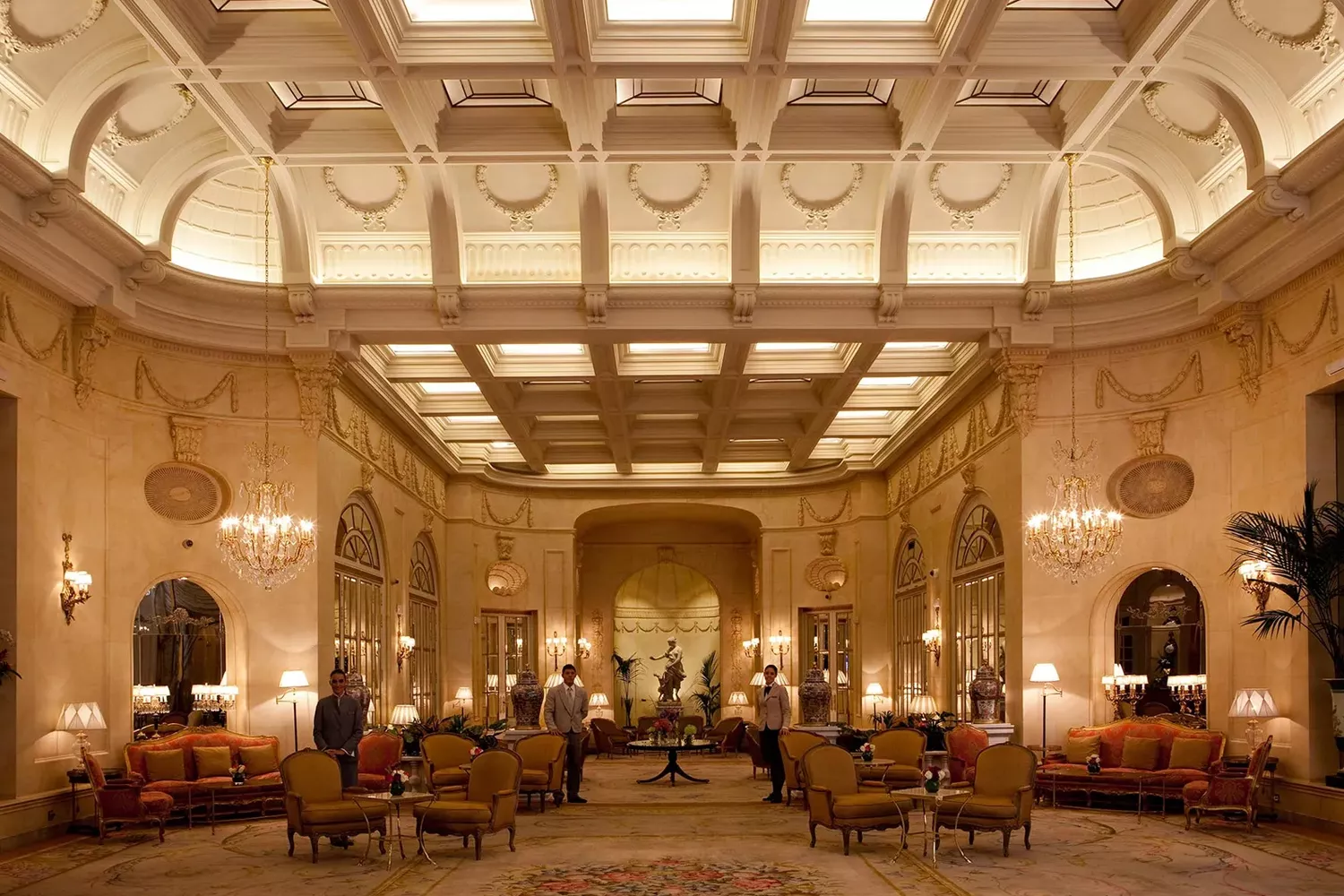 Una de las salas del hotel Ritz de Madrid RM