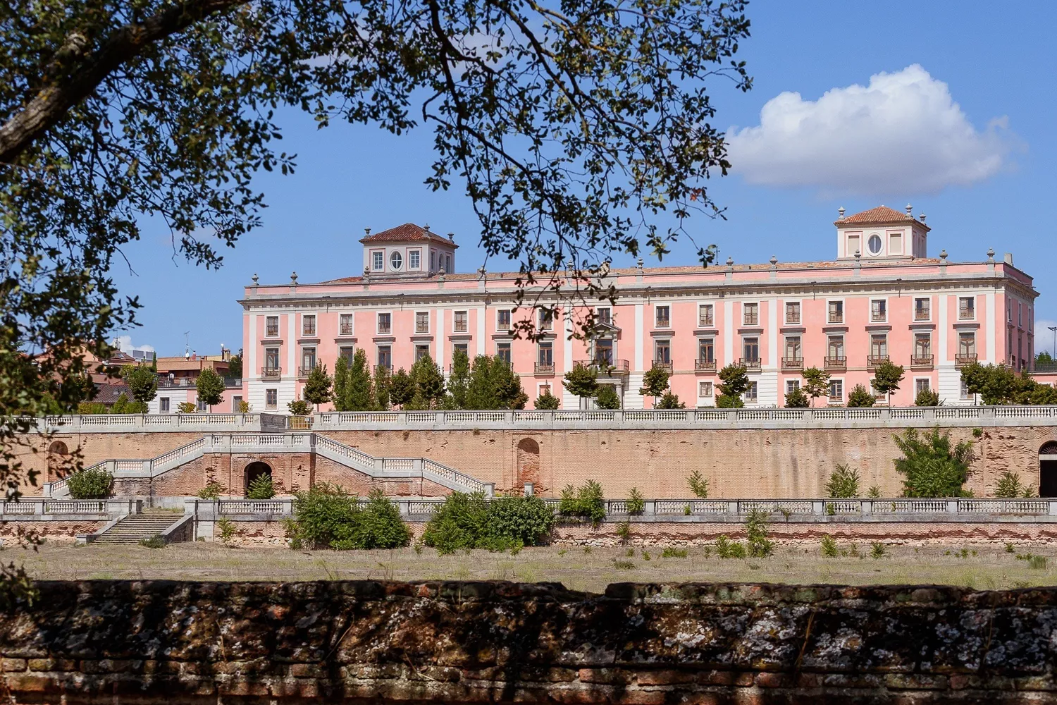 Un palacio de Boadilla del Monte, uno de los municipios más ricos de España / PIXABAY