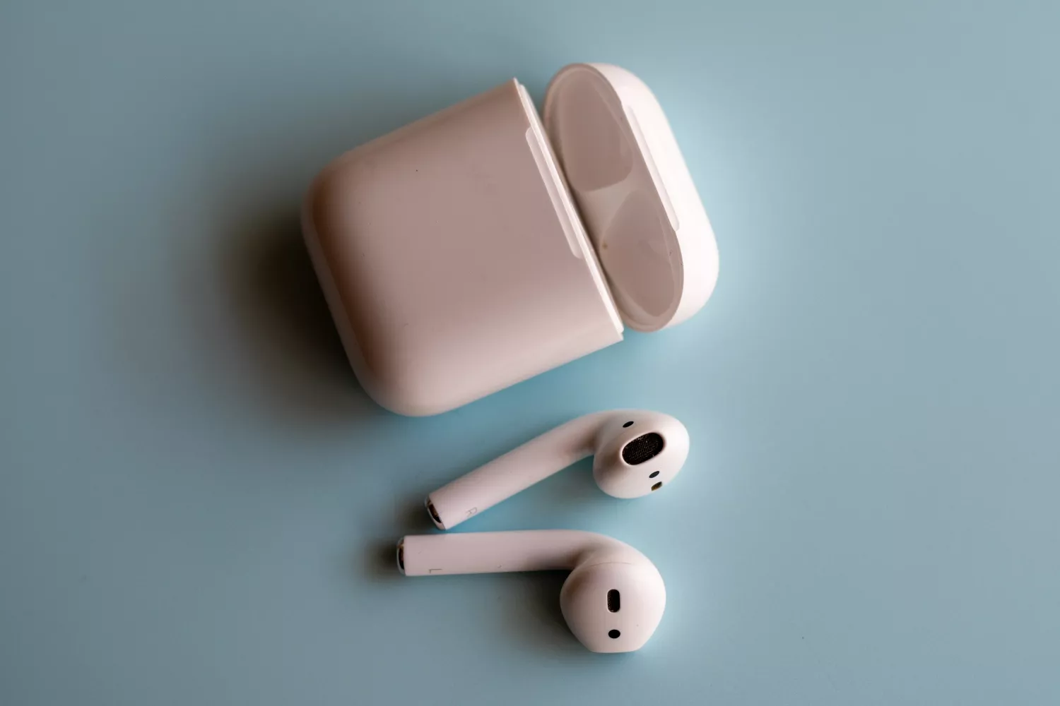 AirPods de tercera generación de Apple / UNSPLASH