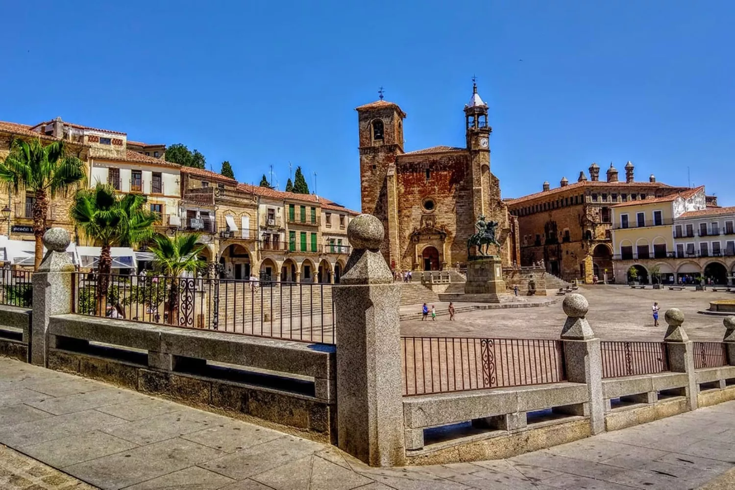 Plaza Mayor de Trujillo, en Extremadura / OFICINA DE TURISMO 