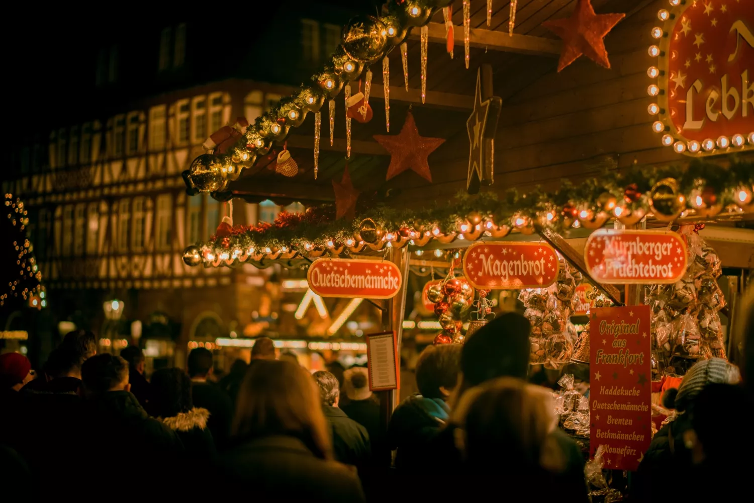 Un mercadillo de Navidad / UNSPLASH