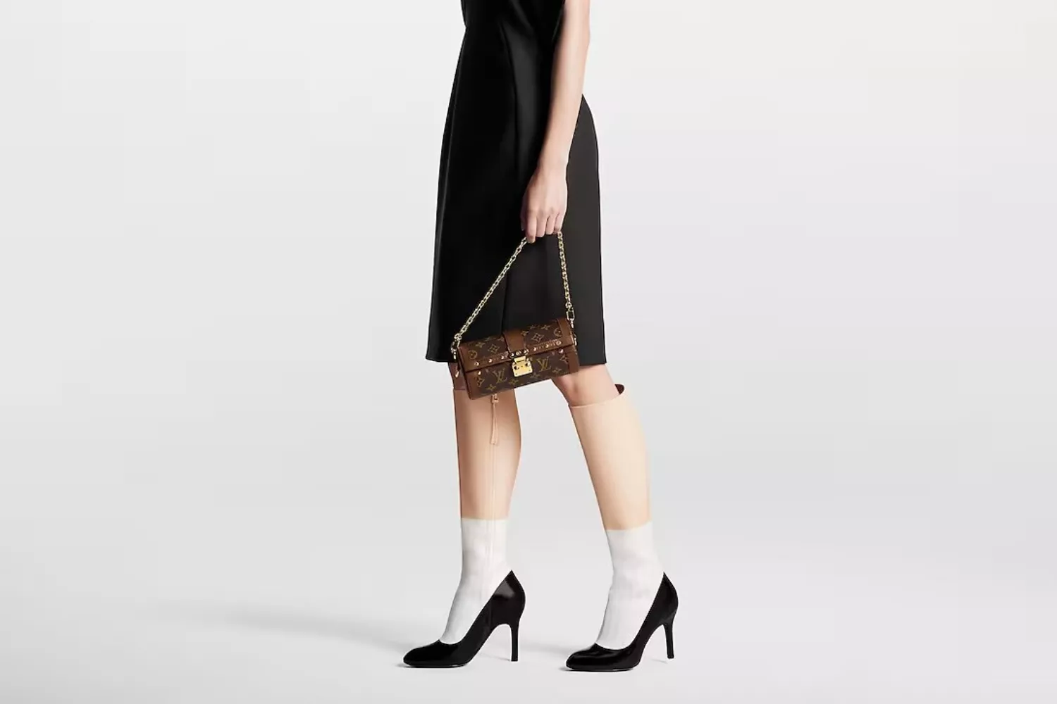 El bolso de Louis Vuitton de 3.200 euros que imita una bolsa