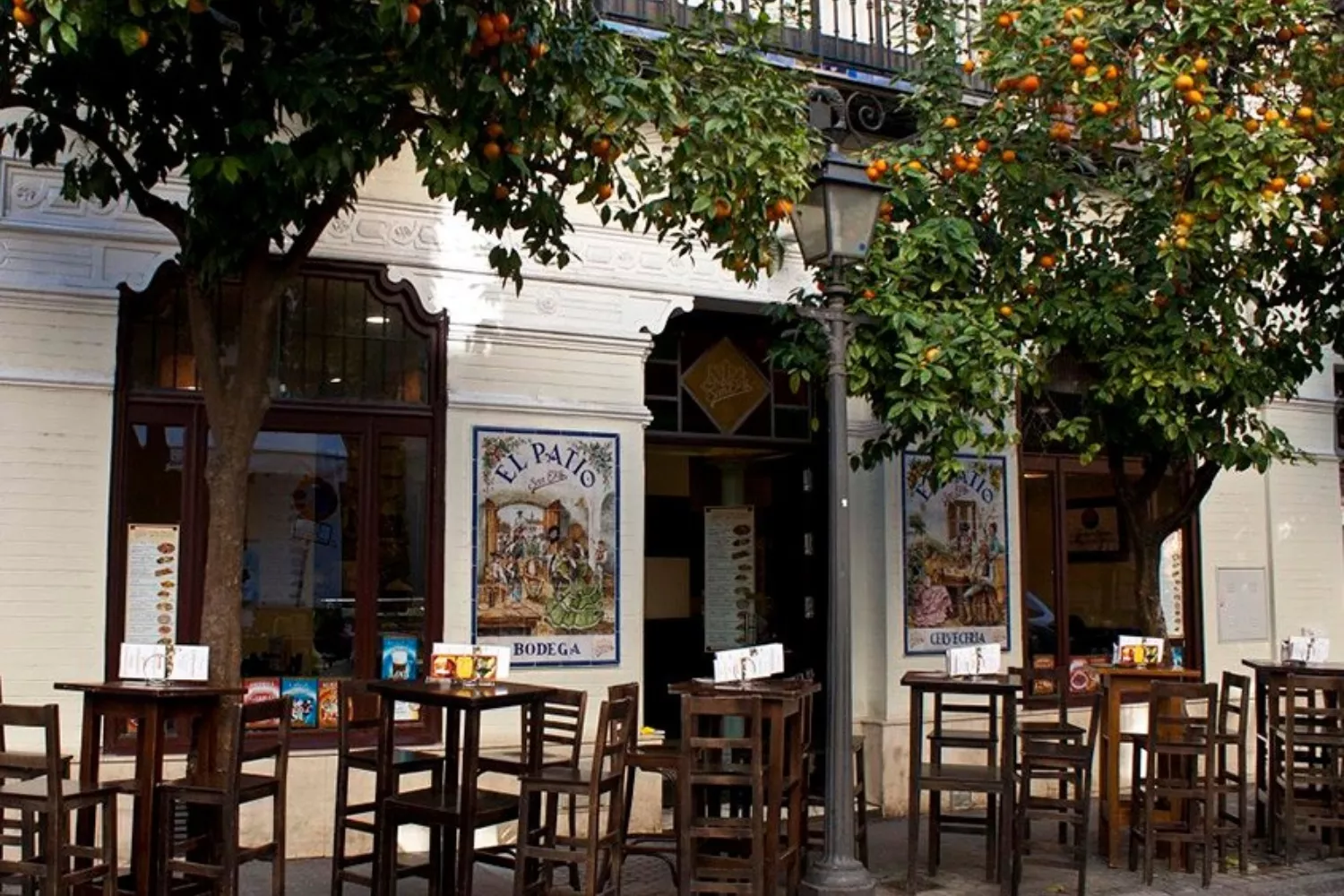 El Patio San Eloy, un bar histórico de Sevilla   PATIO SAN ELOY