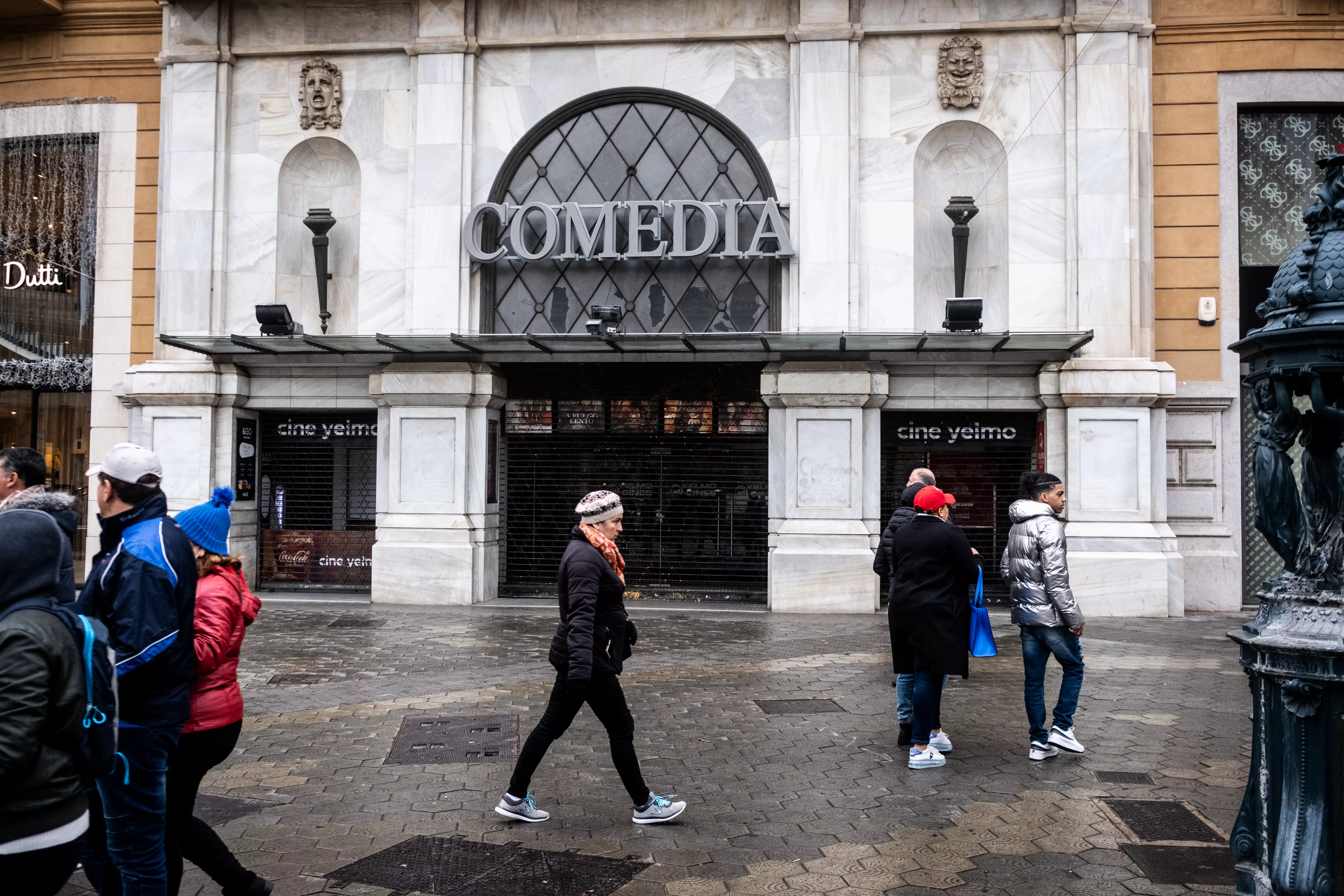 La fachada del antiguo cine Comedia / SIMÓN SÁNCHEZ