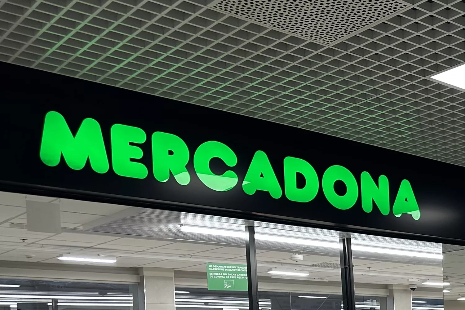 Detalle de las letras de Mercadona