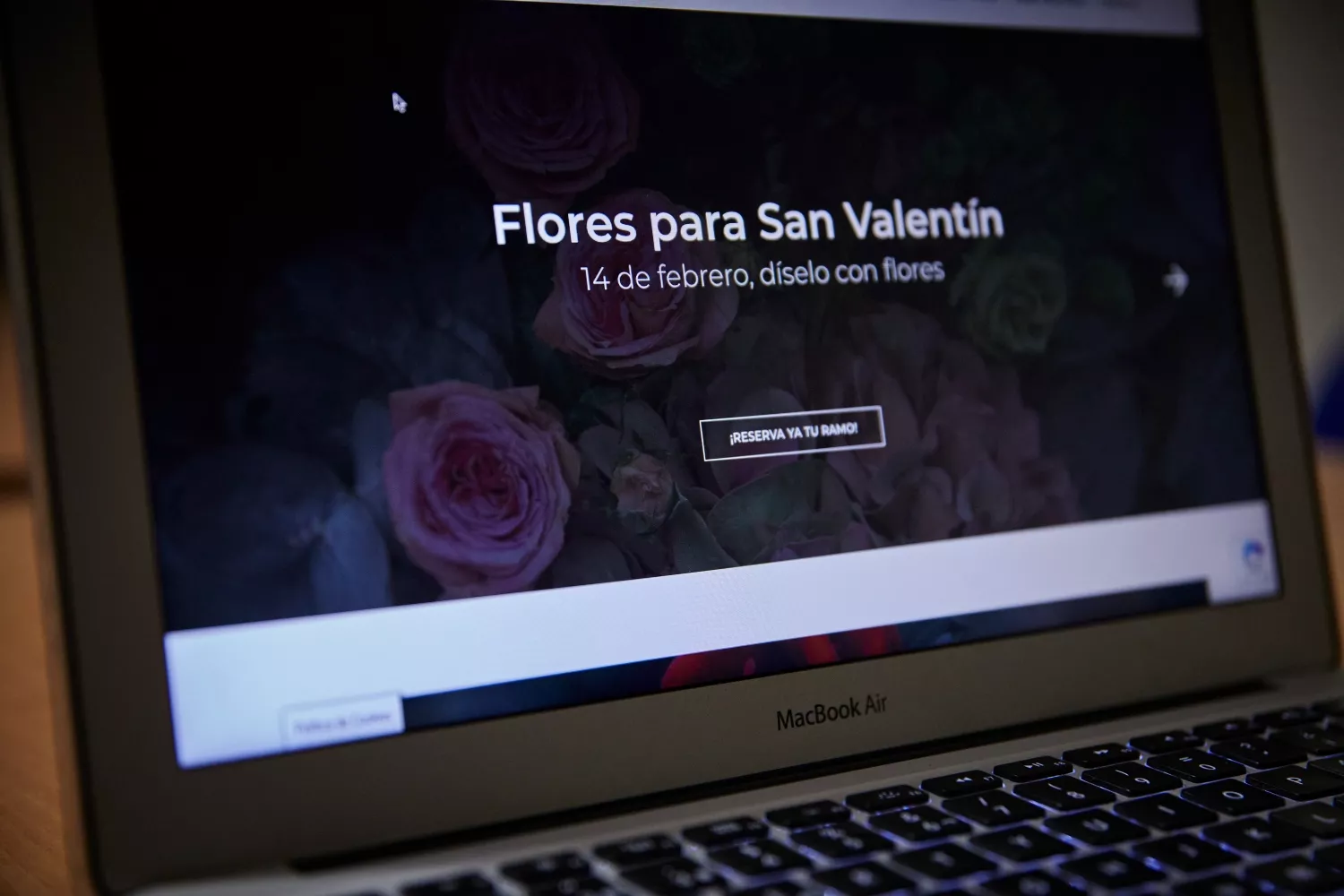 Un internauta recibe un e mail para comprar flores por San Valentín que resulta ser una estafa   Jes