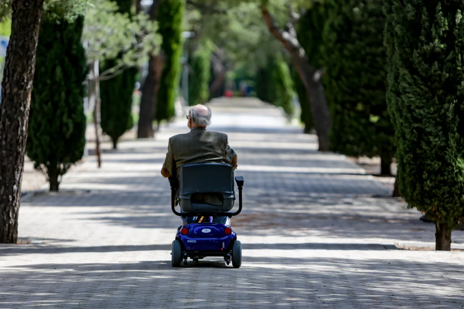 Más de 111 personas mueren cada día en España a la espera de recibir la ayuda para la dependencia / EP