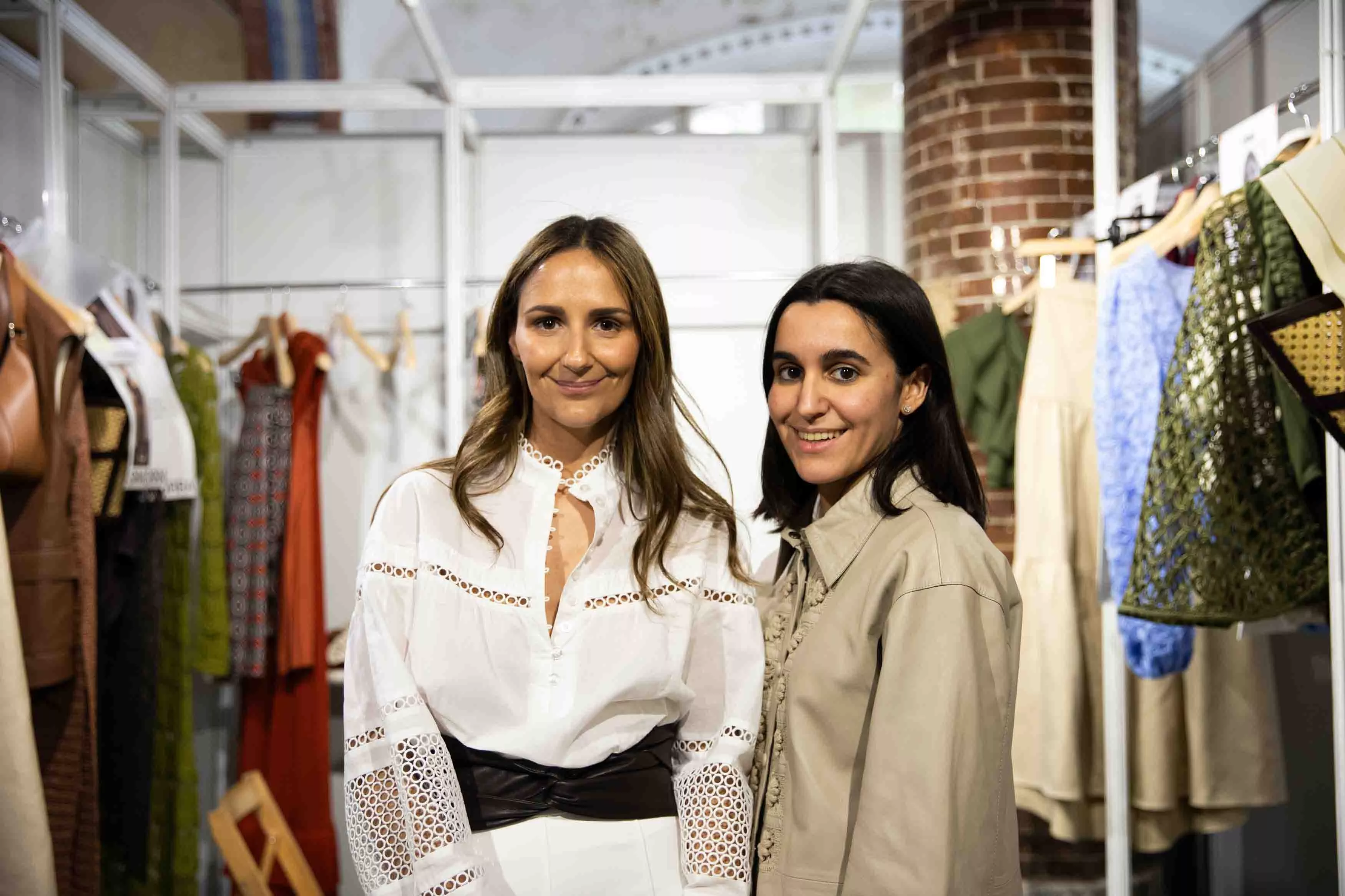 Victoria Mitjan (Directora Creativa) y Eva Dimas (Directora de Marca) en 080 / GALA ESPÍN