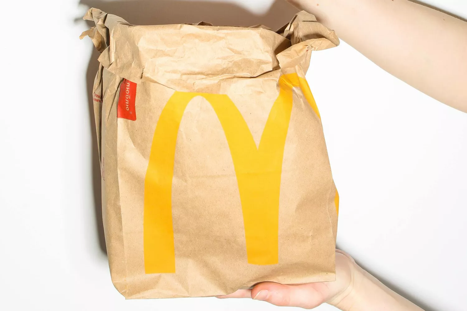 Una bolsa con comida de McDonald's / PEXELS