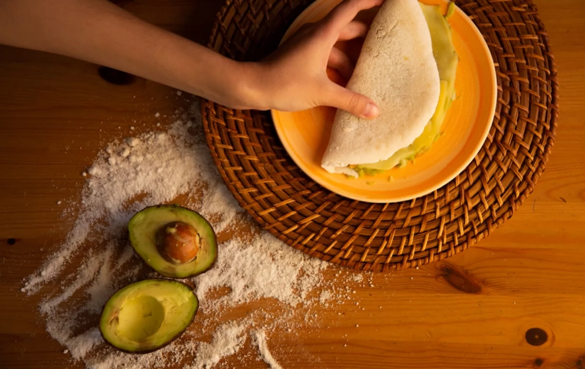 Preparación de un plato con masa sin gluten, apta para celíacos / VAN VAN