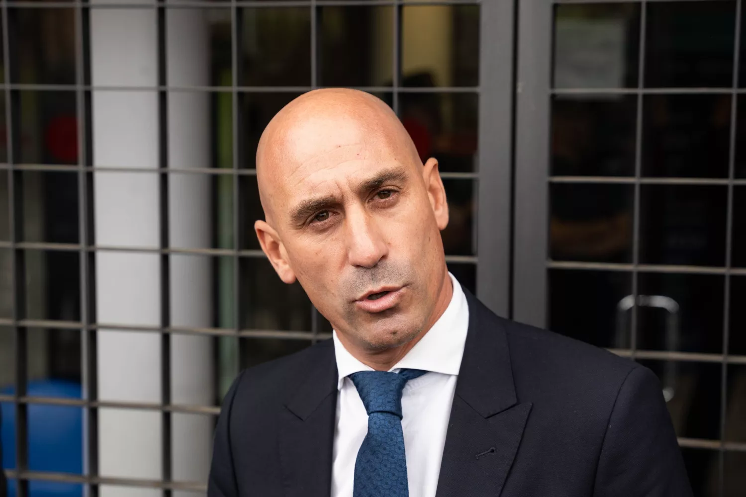 El expresidente de la RFEF Luis Rubiales a su llegada a declarar en calidad de imputado al Juzgado de Primera Instancia e Instrucción Número 4 de Majadahonda / EP