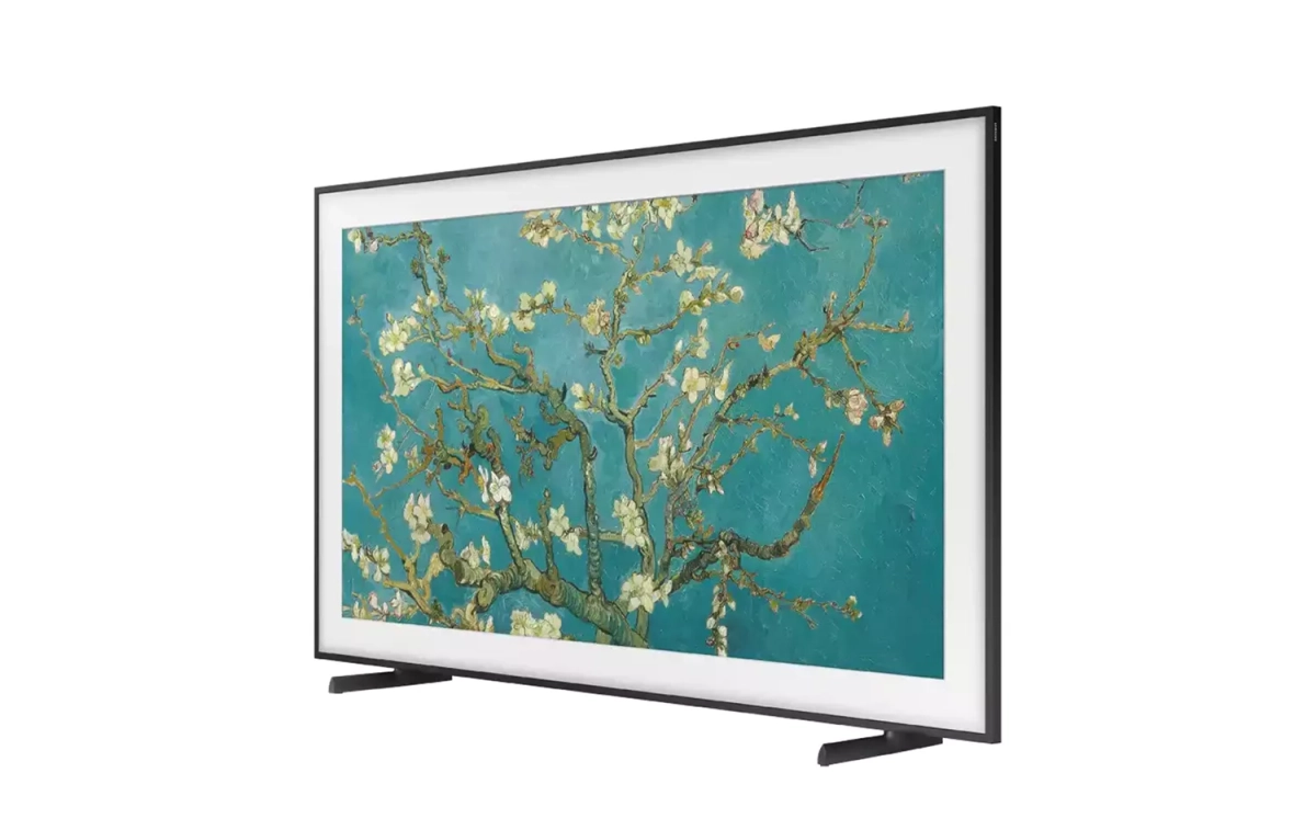 Un televisor de Samsung con un cuadro de fondo / SAMSUNG
