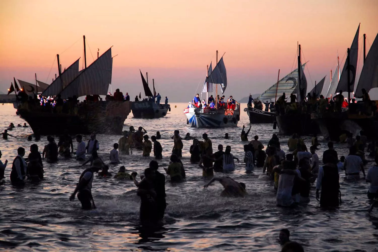 Fiestas de moros y cristianos de Villajoyosa, Alicante / COMUNIDAD VALENCIANA