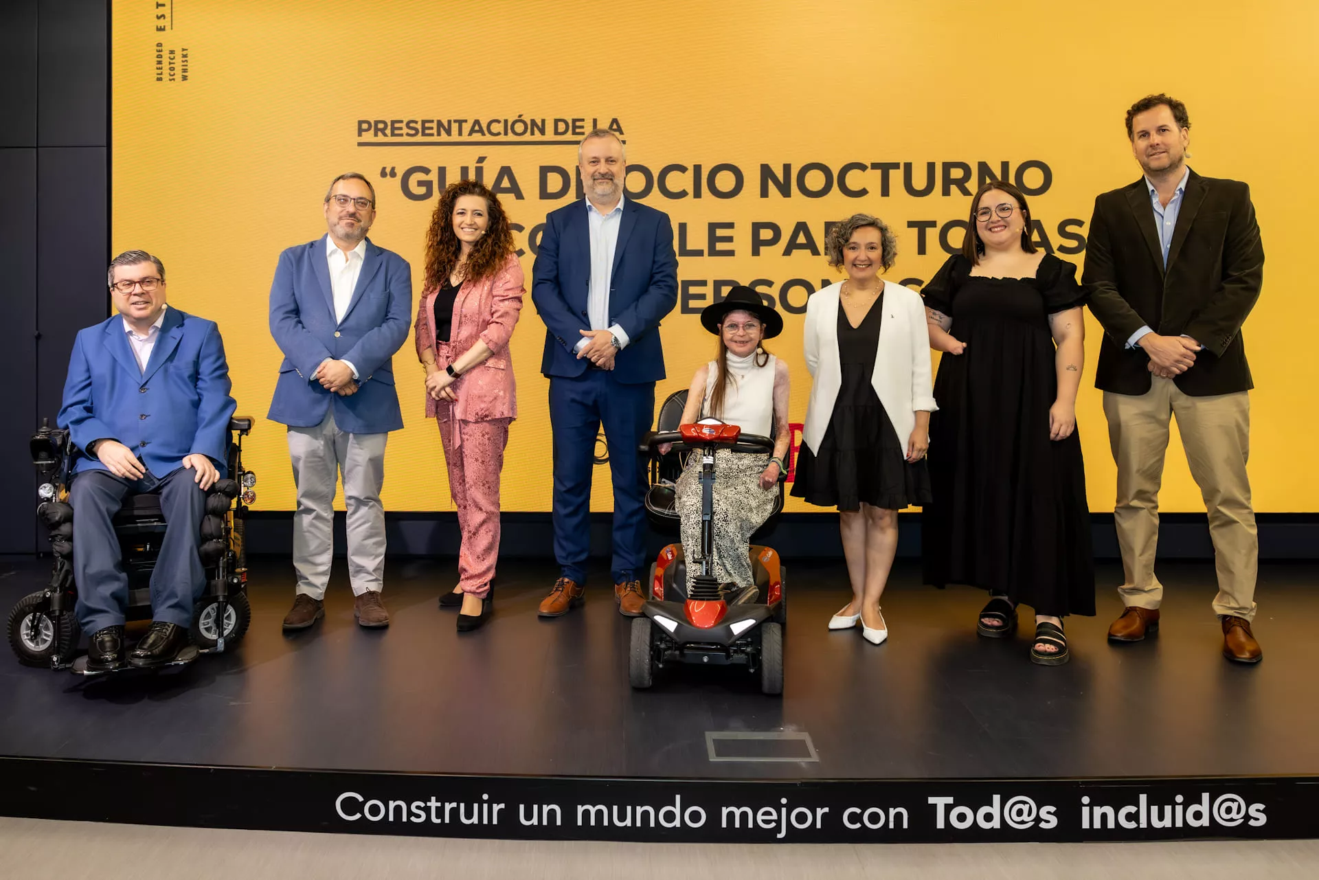 Presentación de la 'Guía de ocio nocturno accesible para todas las personas' de Ilunion y J&B