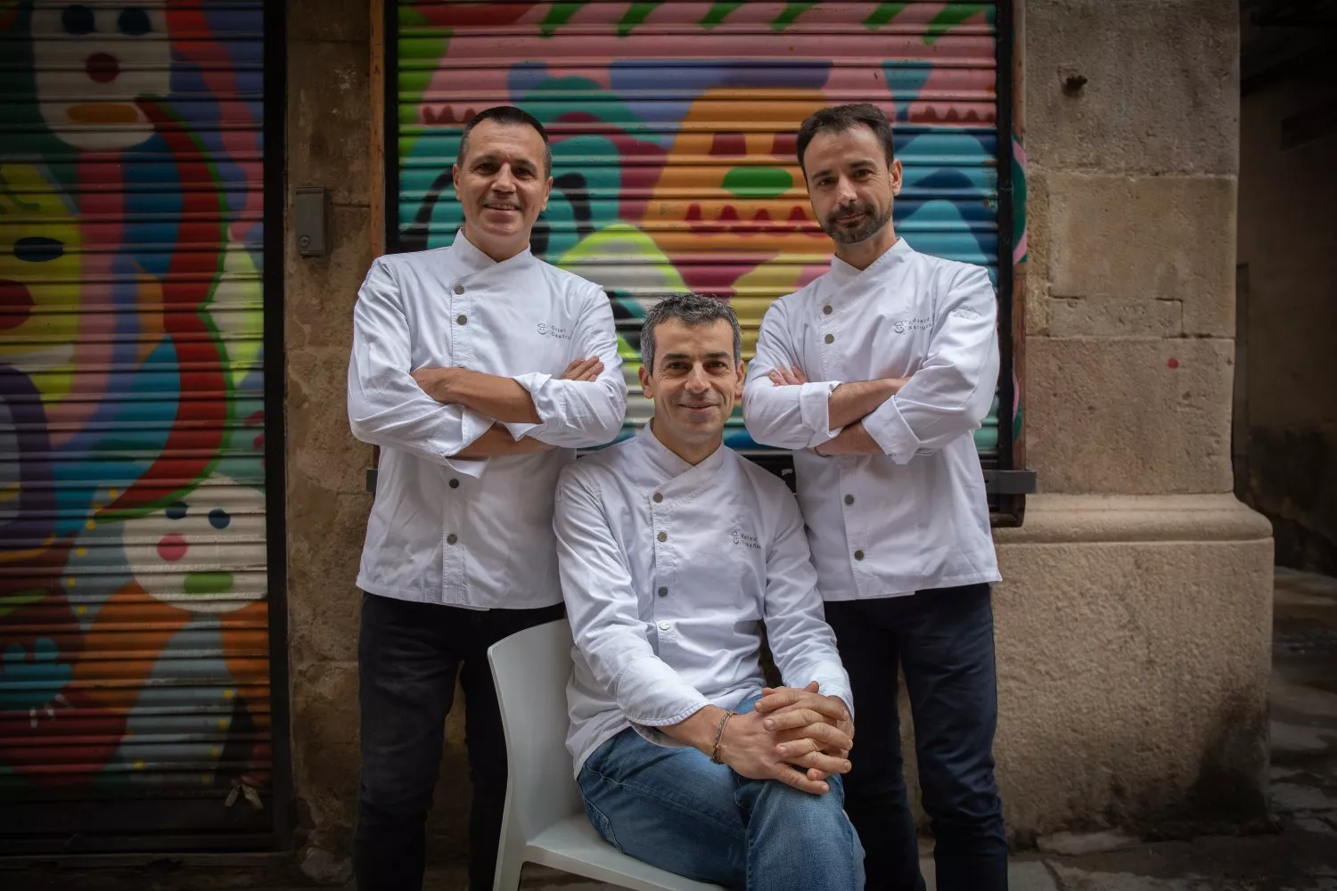 Los chefs del restaurante Disfrutar Eduard Xatruch, Oriol Castro y Mateu Casañas  / DAVID ZORRAKINO - EUROPA PRESS