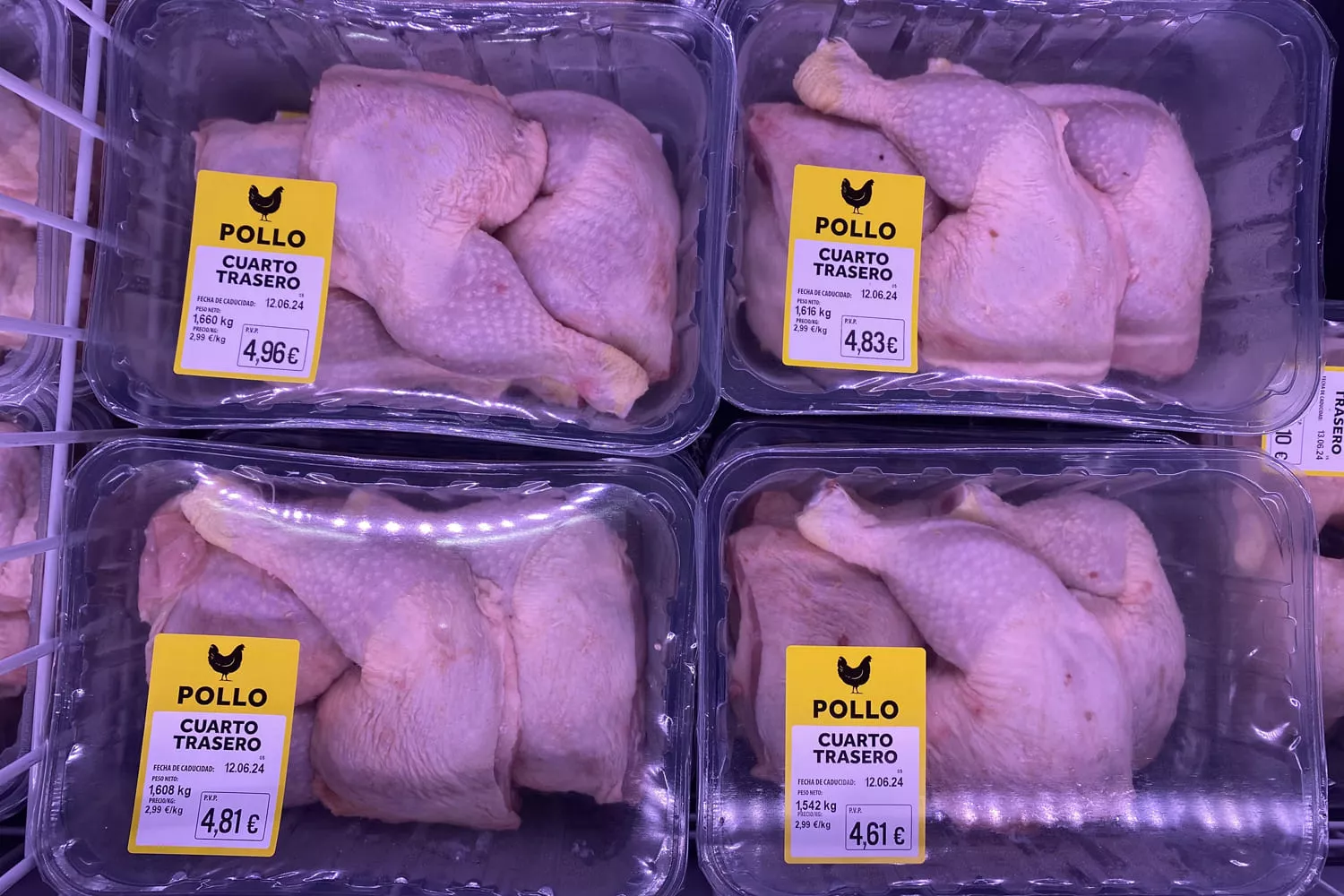 Muestras de pollo de supermercados Lidl en España / OBA