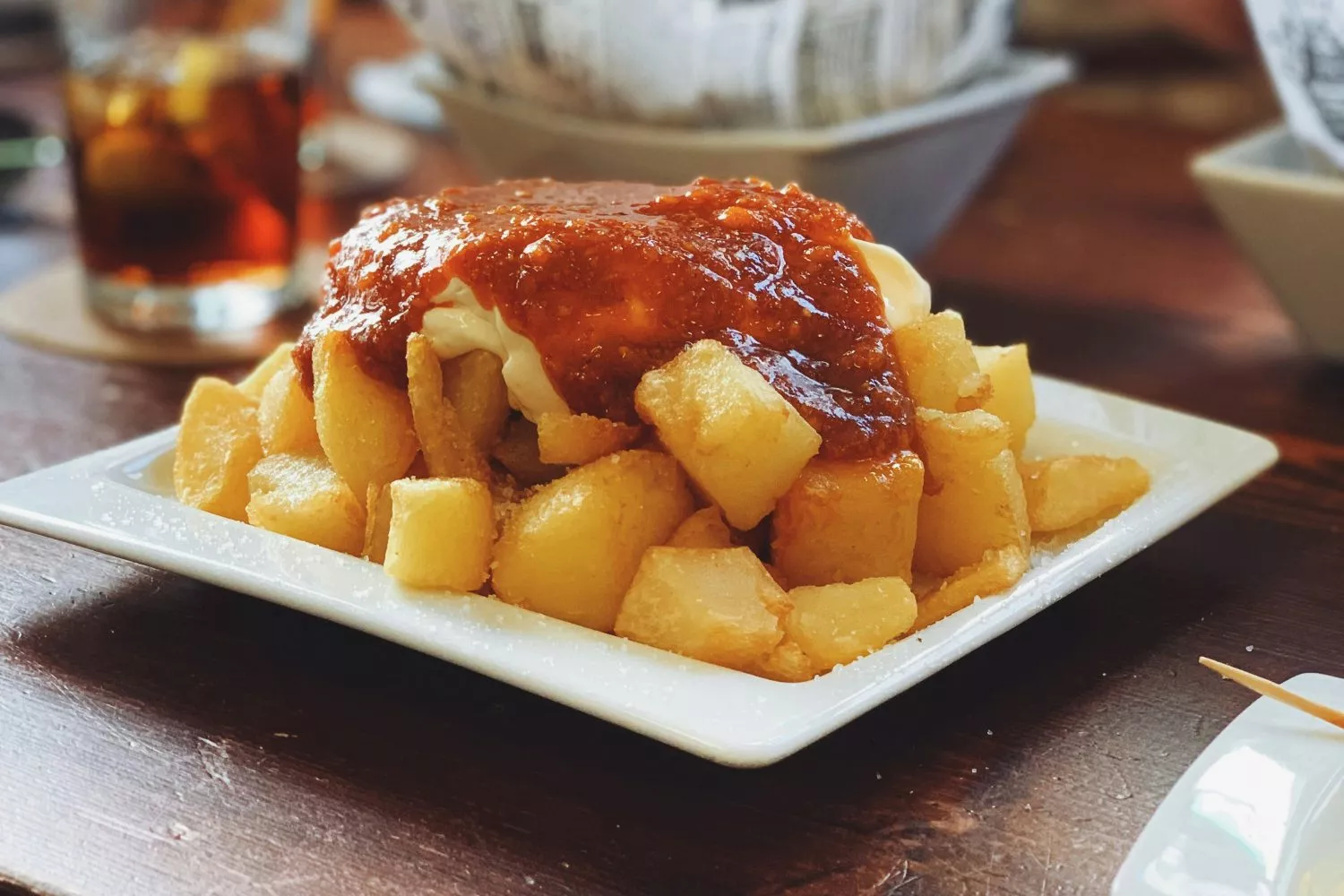 Un plato de patatas bravas / UNSPLASH