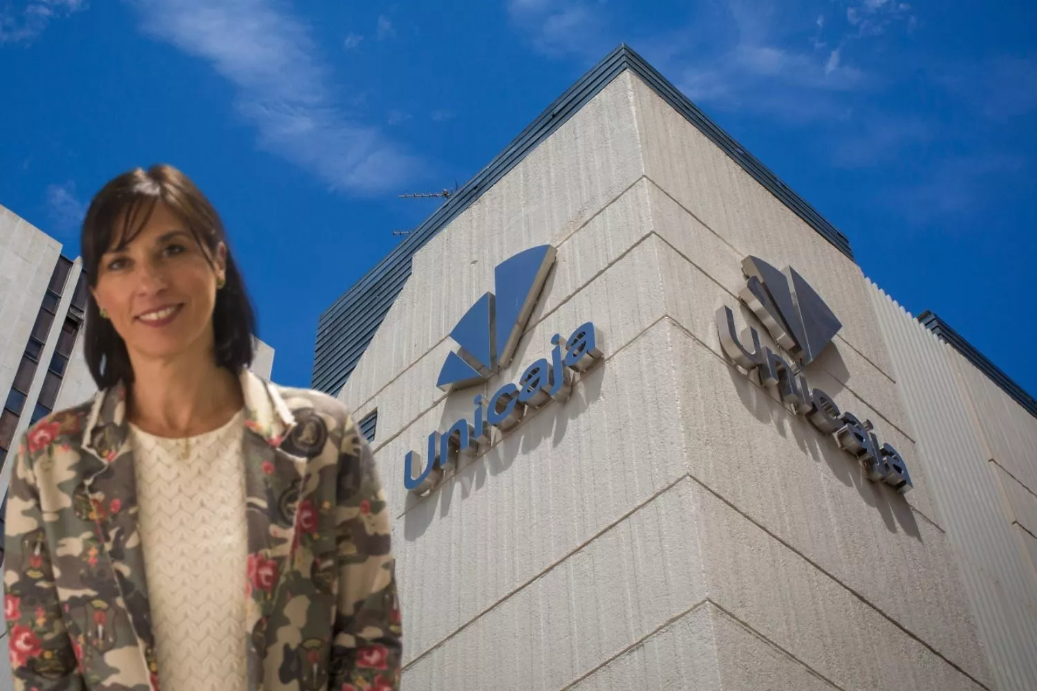 Un edificio de Unicaja junto a Eva Cañete, directora del Área de Ciberseguridad y Riesgo Tecnológico / FOTOMONTAJE CG