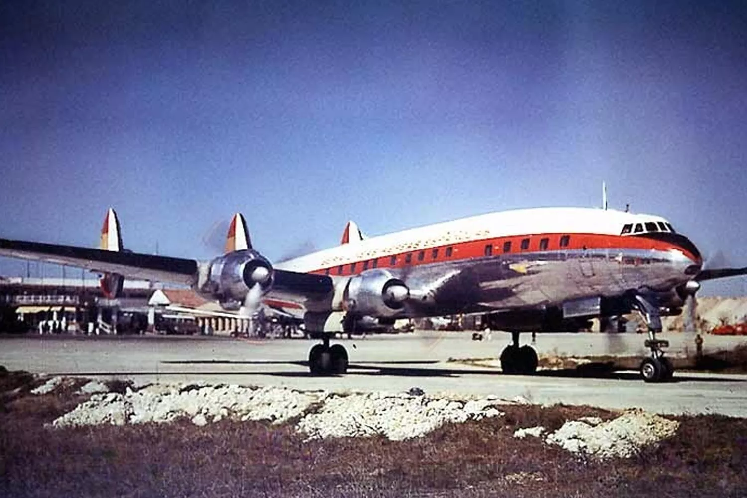 Iberia celebra el 70 aniversario de su primer vuelo a Nueva York / IBERIA