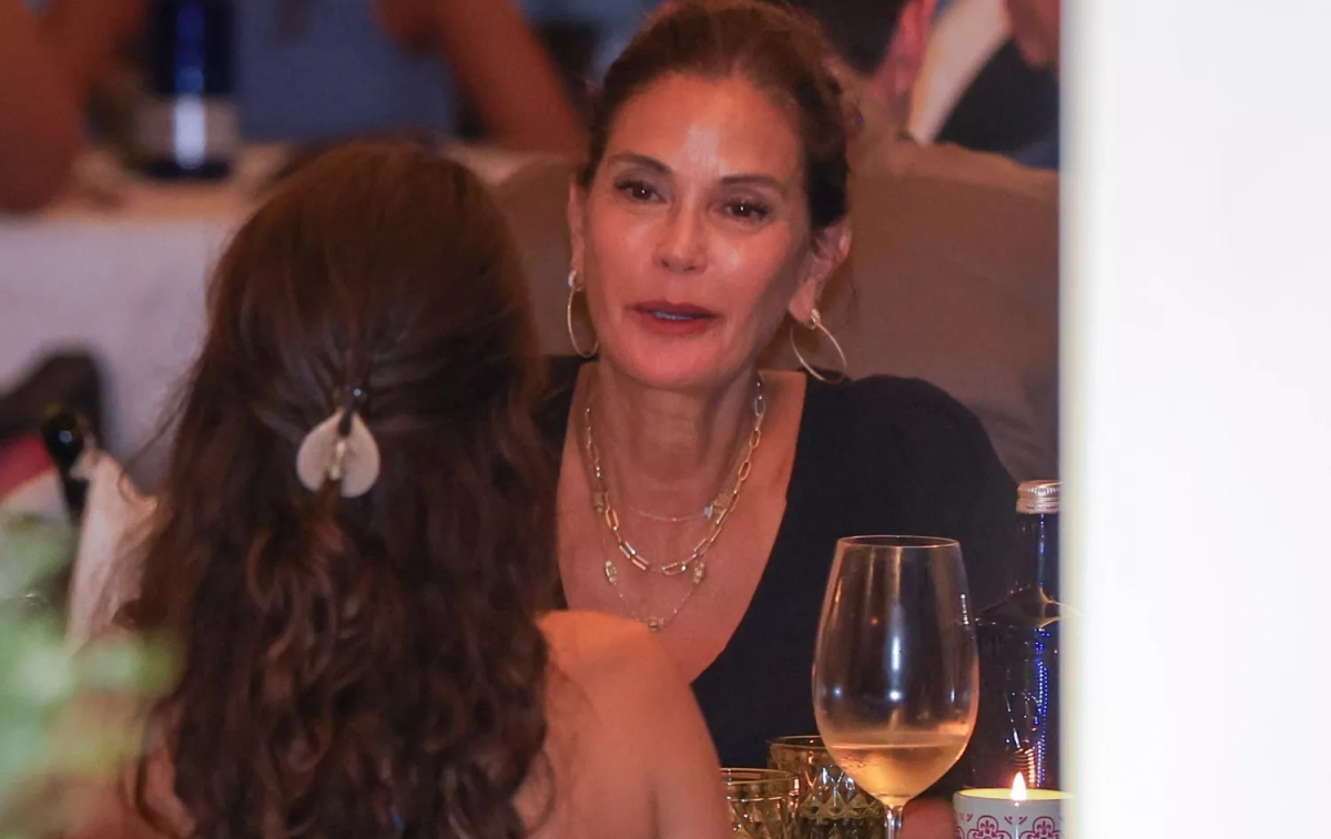 La actriz de 'Mujeres desesperadas' Teri Hatcher disfruta de una cena junto a su hija en el restaurante Mia de Palma de Mallorca / EP