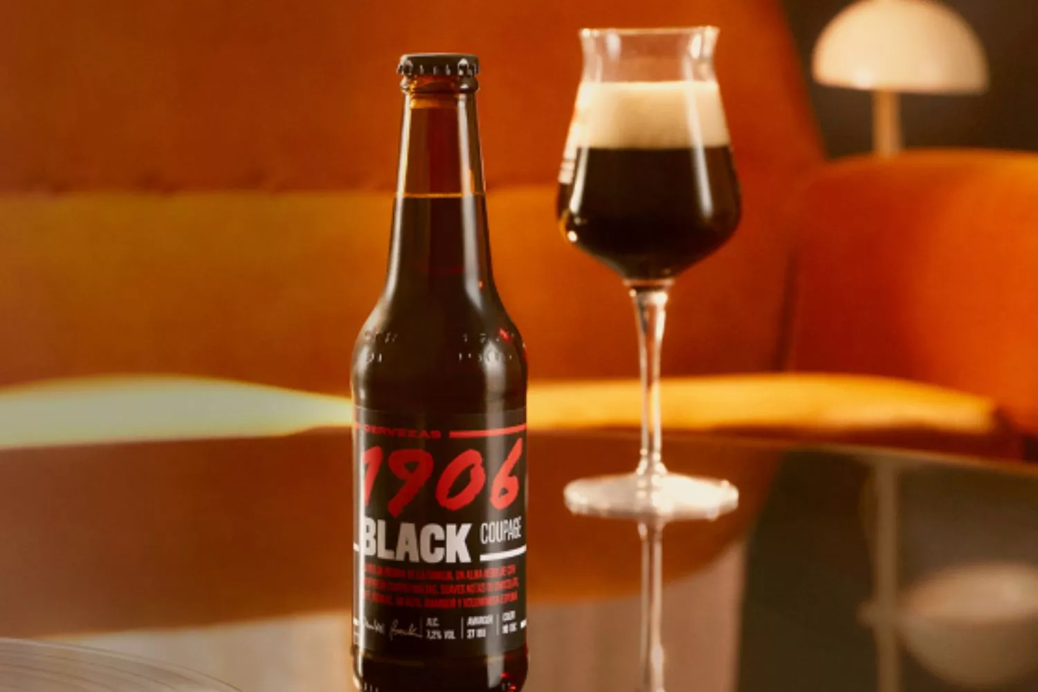 Cerveza 1906Black Coupage ganadora en World Beer Awards 2024 / 1906