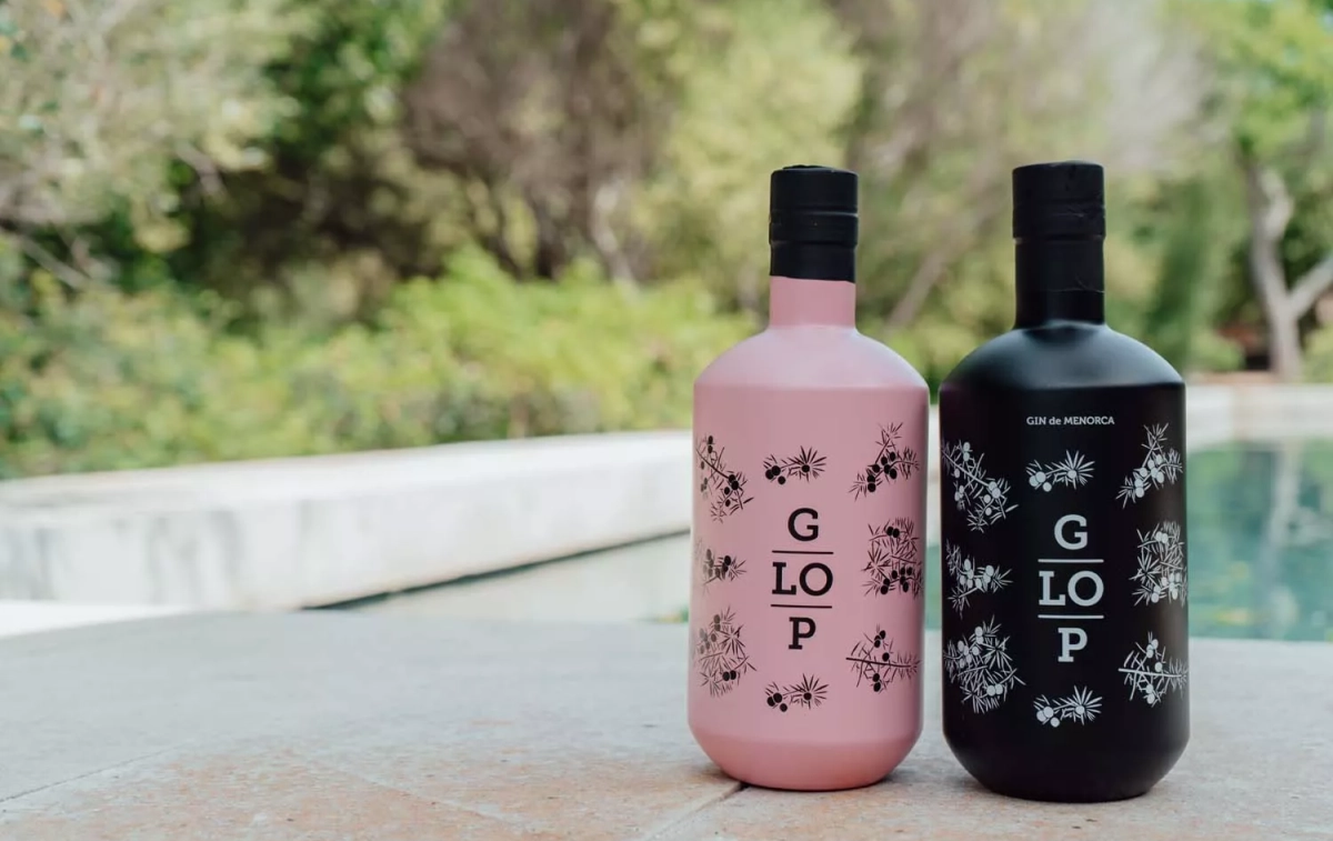 La ginebra rosada y el gin de Menorca de la marca Glop / CEDIDA