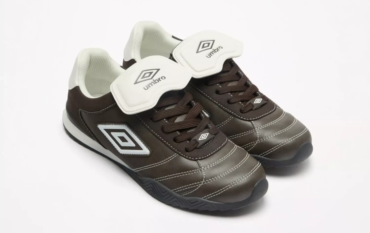 Unas zapatillas con lengüeta de Umbro / LEFTIES