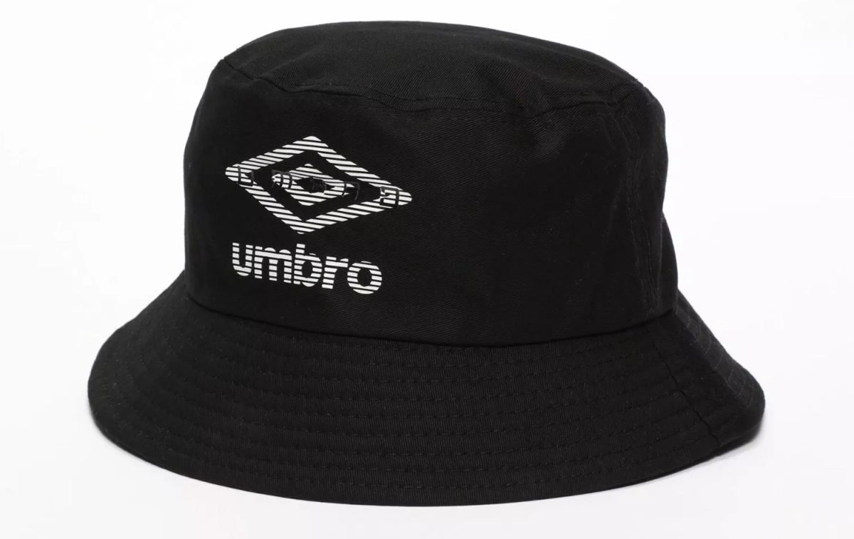 Gorro Umbro a la venta en Lefties / LEFTIES