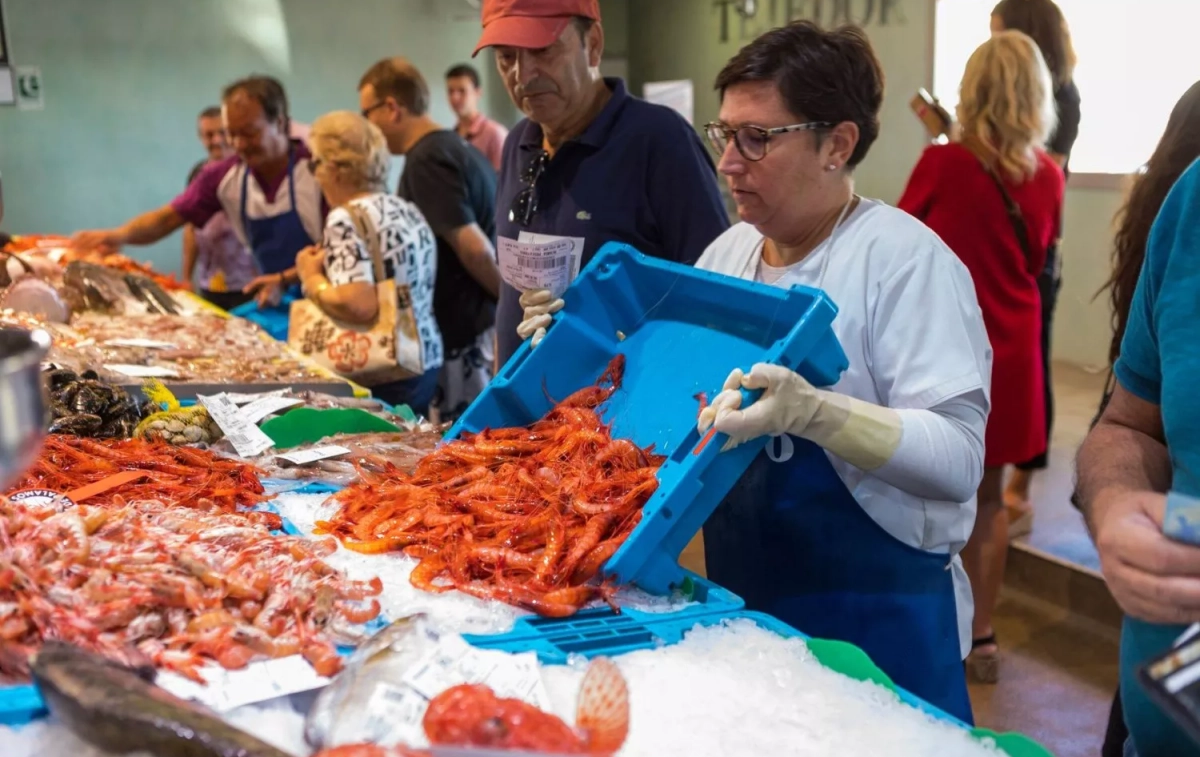 El producto en una pescadería / GAMBA DE PALAMOS - FACEBOOK