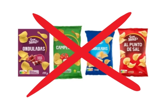 Alerta por posible presencia de cuerpos extraños (fibras plásticas) en productos de aperitivo de Aldi/ Montaje CG