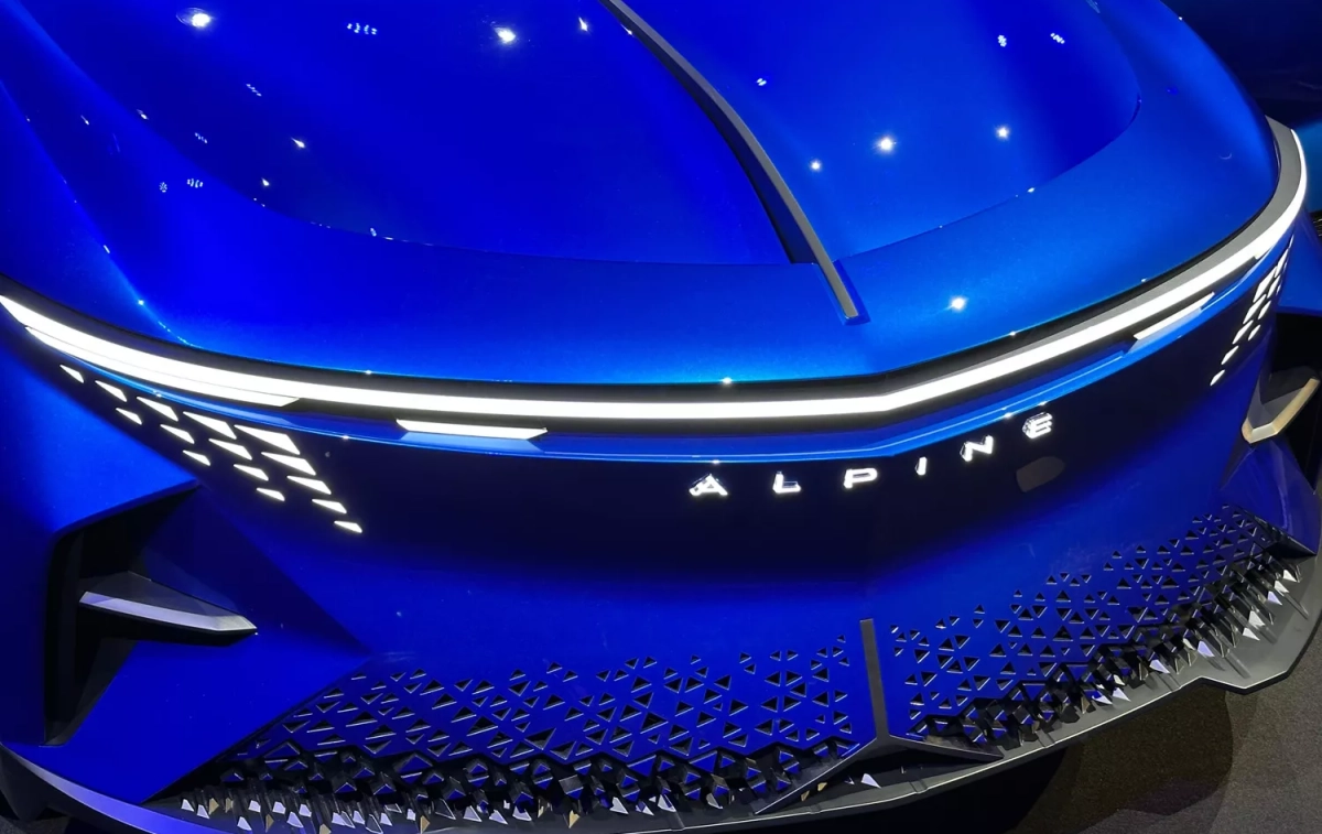 El frontal del Alpine A390 / EP