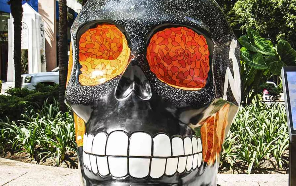 'Mexicráneos', la exposición de calaveras que acaba de llegar al aeropuerto de Barajas / MEXICRÁNEOS