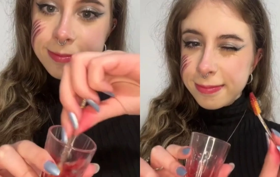 Sangre falsa en casa con colorete, sérum y máscara de pestañas/ @tristestoy (Tik Tok)