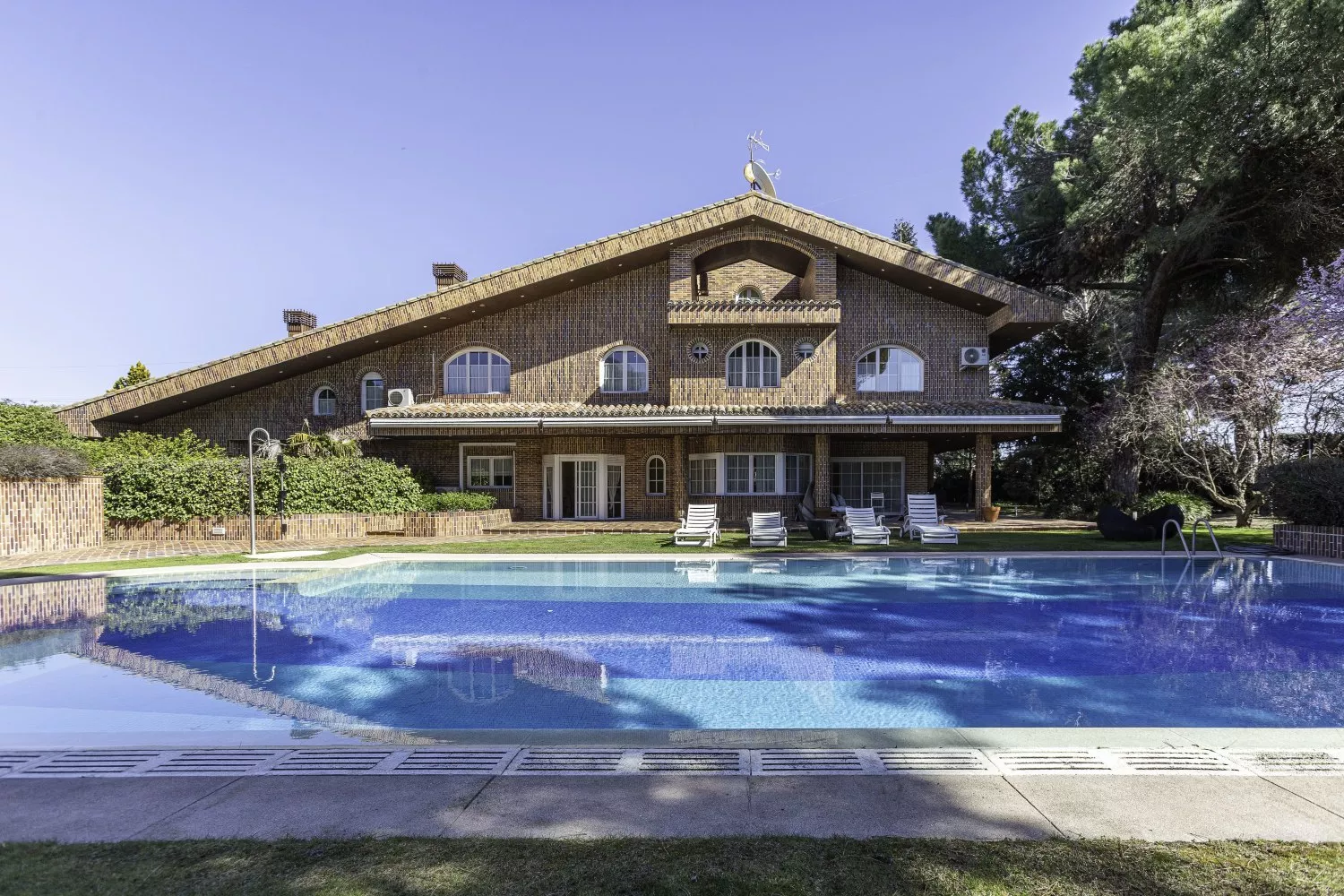 Una vivienda en Pozuelo de Alarcón, Madrid, uno de los municipios con el precio de alquiler más elevado / EP