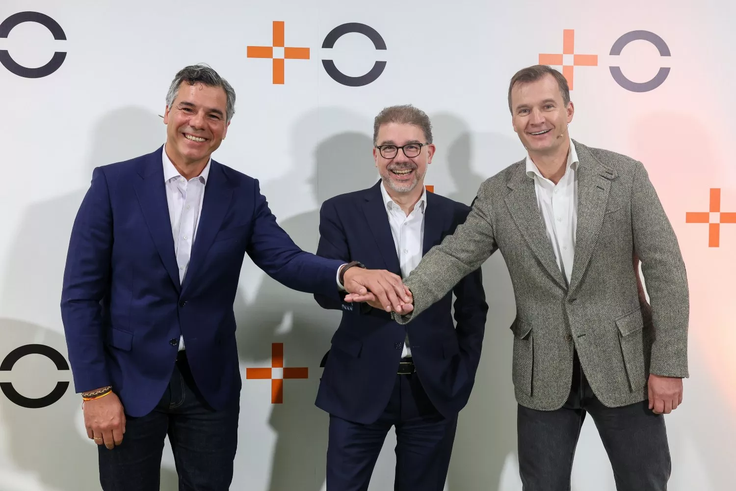 El CCO de MasOrange Germán López, el CEO & CFO de MasOrange Ludovic Pech y el CEO de MasOrange Meinr