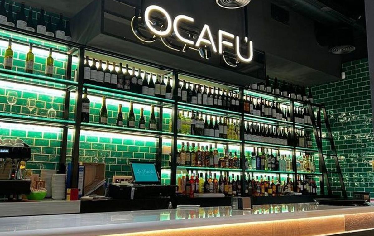 La barra del restaurante Ocafú en Barcelona / OCAFÚ